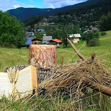 La Croix De Savoie & 4*